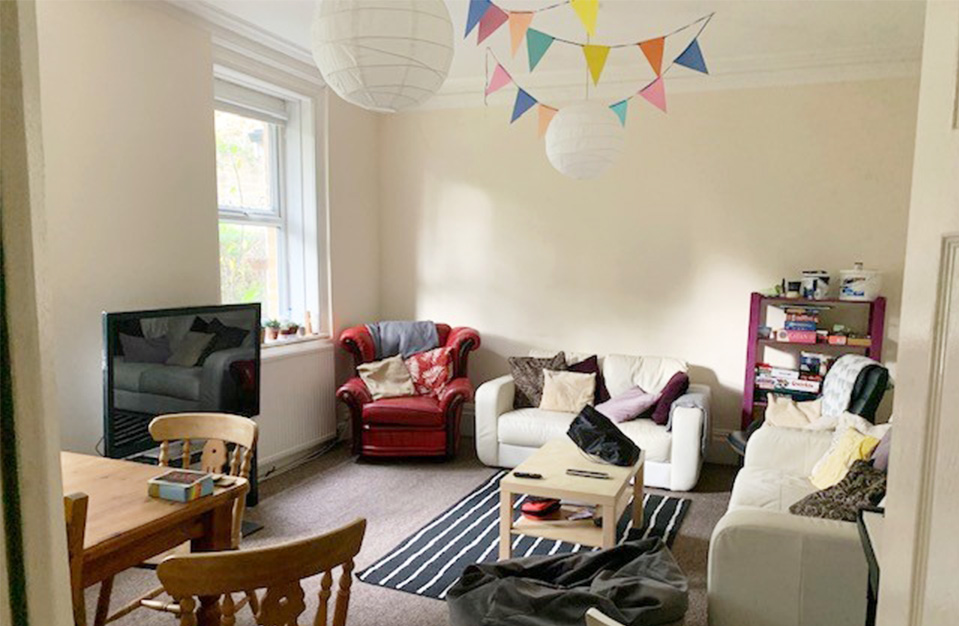 2 Falmer cottages livingroom