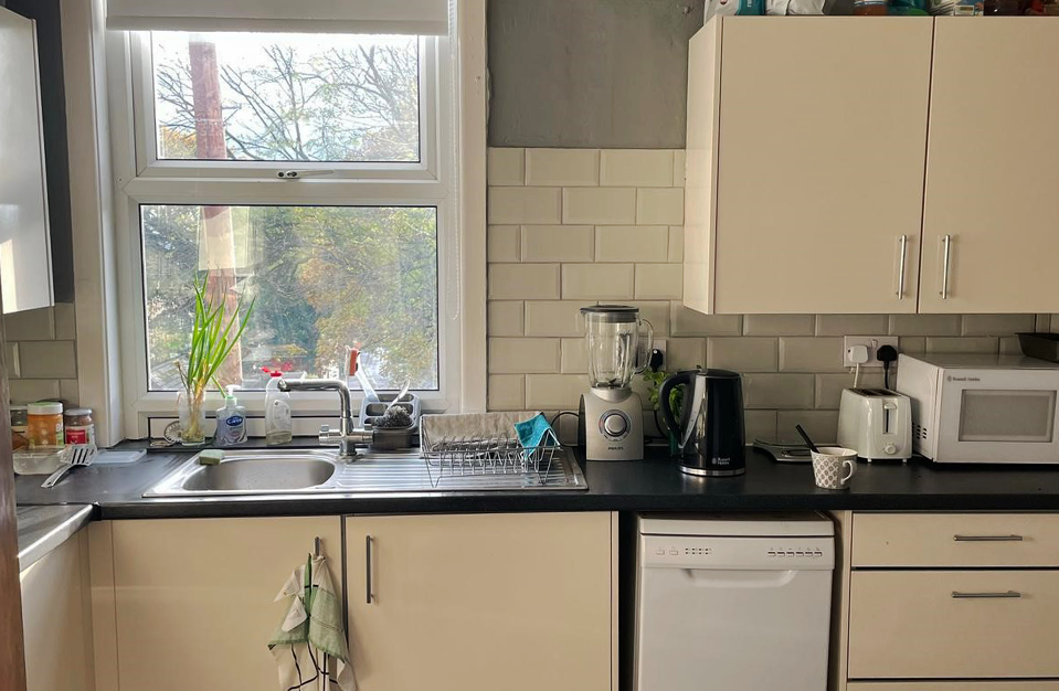 Matthews Property Details 1 Moorland Ave 9